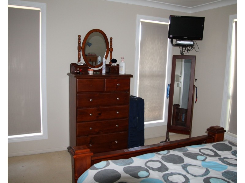 18 Elizabeth Street, St George QLD 4487