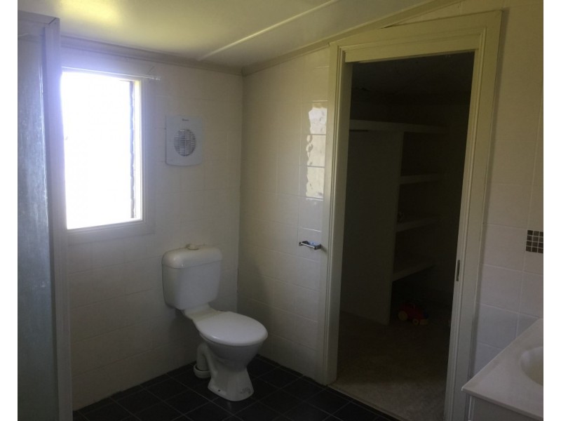 98 Alfred Street, St George QLD 4487