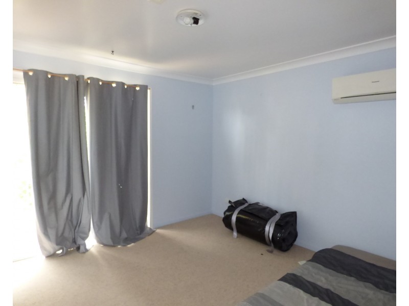 75 Church Street, St George QLD 4487