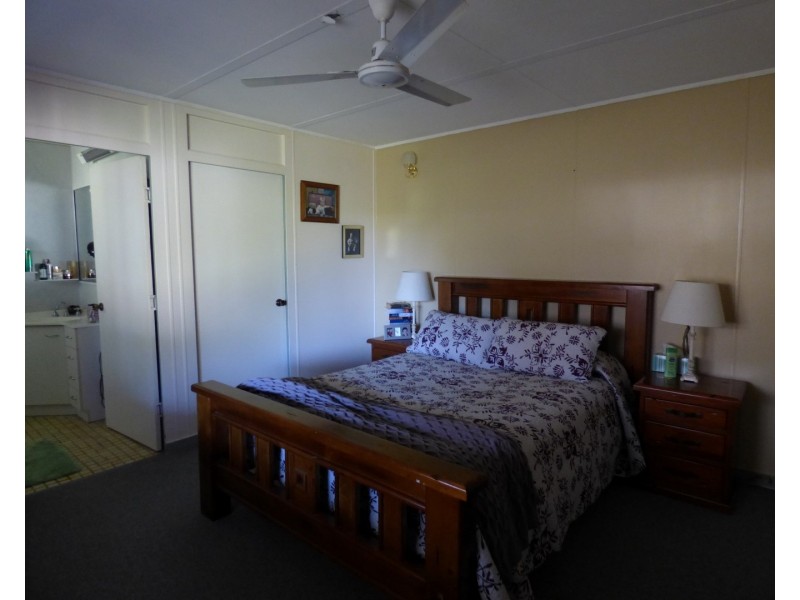 164 Alfred Street, St George QLD 4487