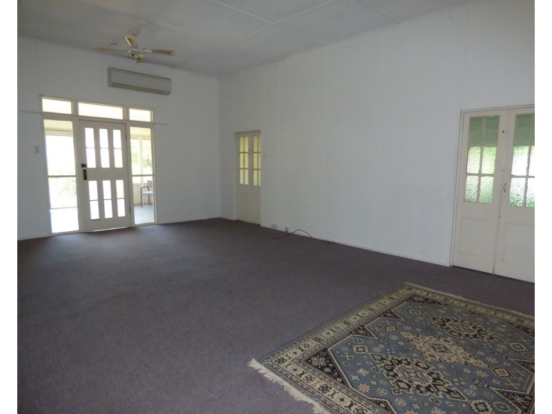66 Scott Street, St George QLD 4487