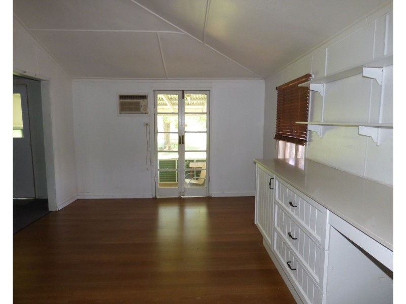 66 Scott Street, St George QLD 4487
