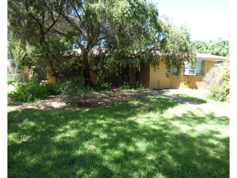 20 Philip Street, St George QLD 4487