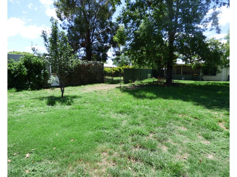 66 Scott Street, St George QLD 4487