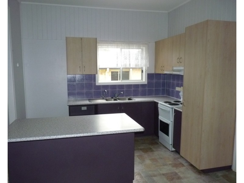 4 Hume Street, St George QLD 4487