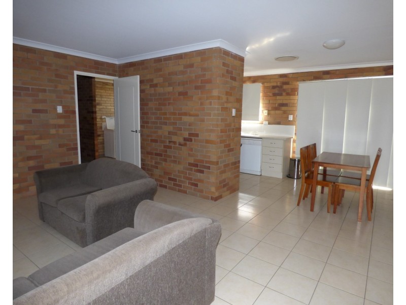 2 Taylor Street, St George QLD 4487