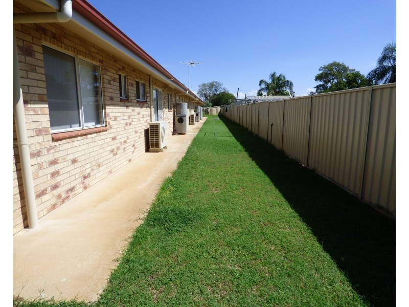 2 Taylor Street, St George QLD 4487