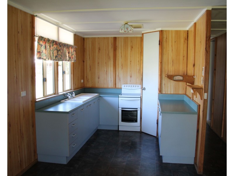 9 Carnation Avenue, St George QLD 4487