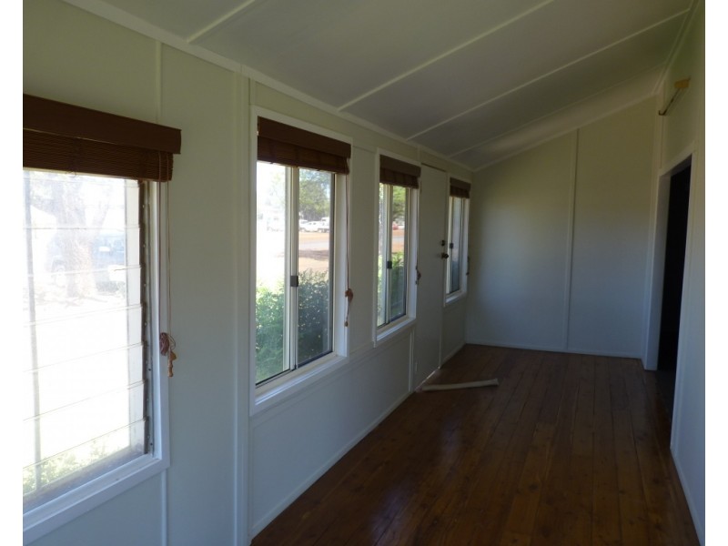 129 Arthur Street, St George QLD 4487