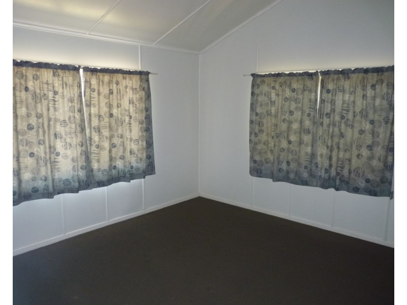 129 Arthur Street, St George QLD 4487