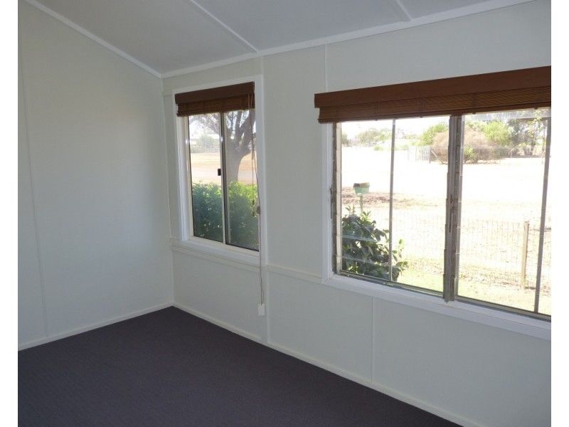 129 Arthur Street, St George QLD 4487