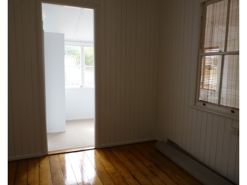 285-287 Alfred Street, St George QLD 4487