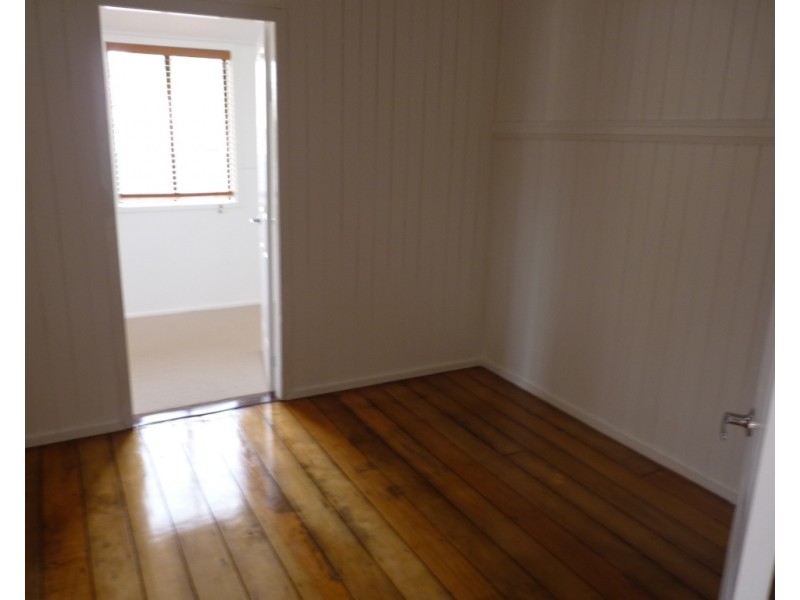 285-287 Alfred Street, St George QLD 4487