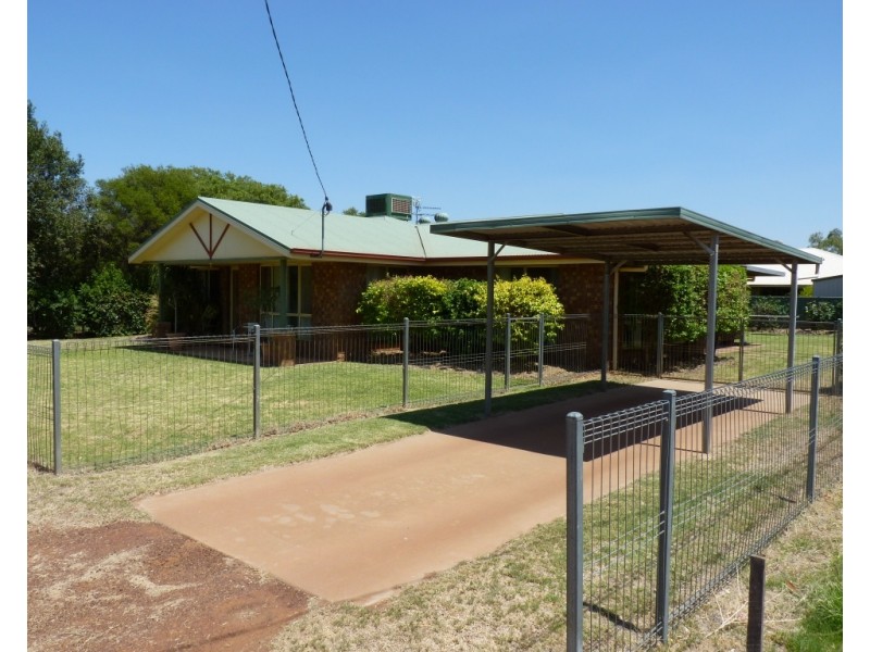 145 Arthur Street, St George QLD 4487