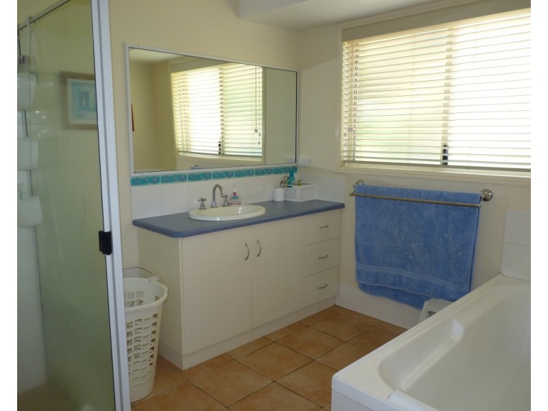 145 Arthur Street, St George QLD 4487