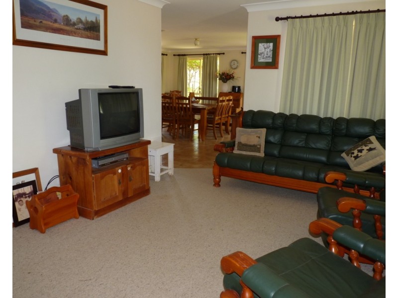 145 Arthur Street, St George QLD 4487