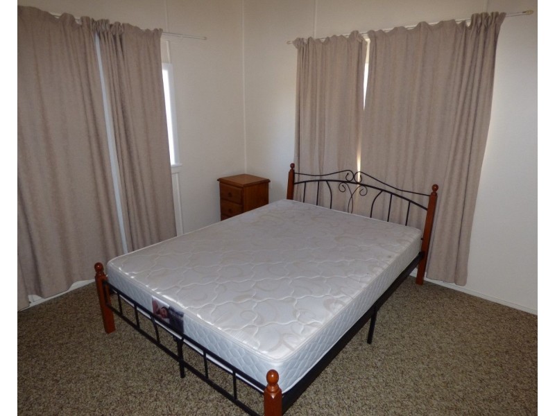 143 Alfred Street, St George QLD 4487