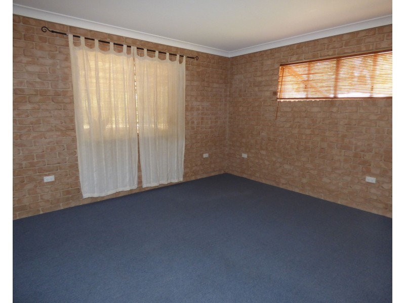 1 – 11 Dyball Street, St George QLD 4487