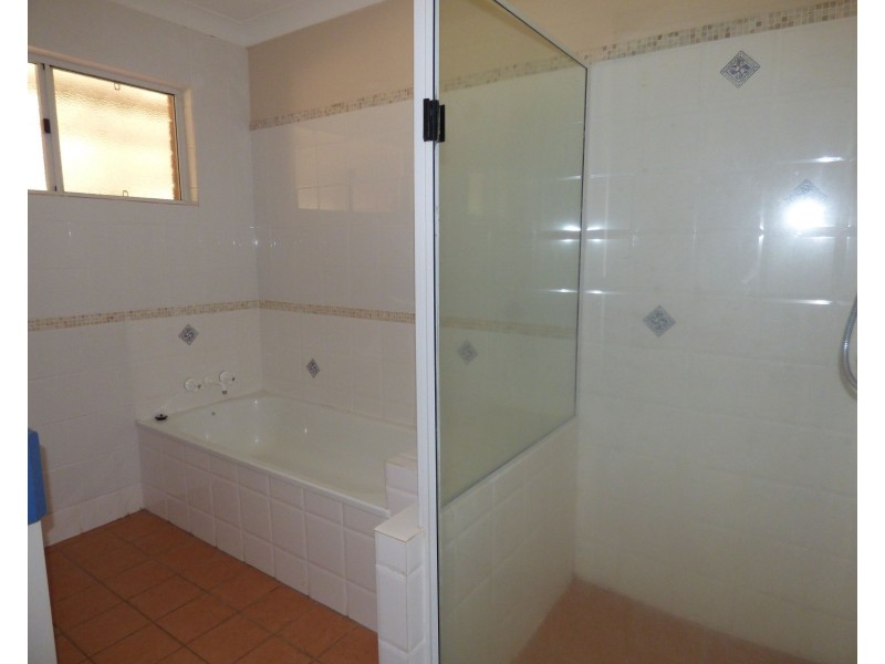 1 – 11 Dyball Street, St George QLD 4487