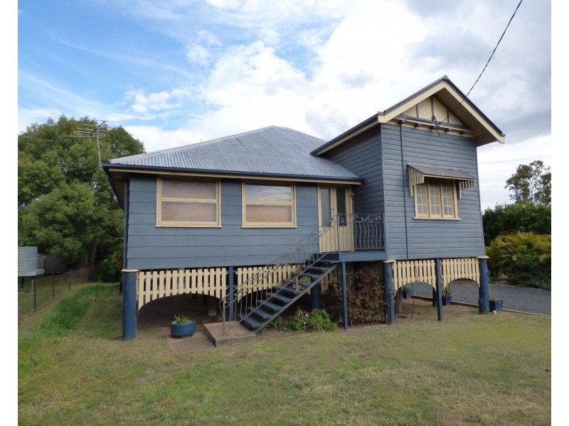 82 Alfred Street, St George QLD 4487