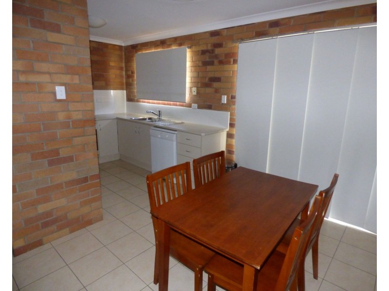 Unit 1, 2 Taylor Street, St George QLD 4487