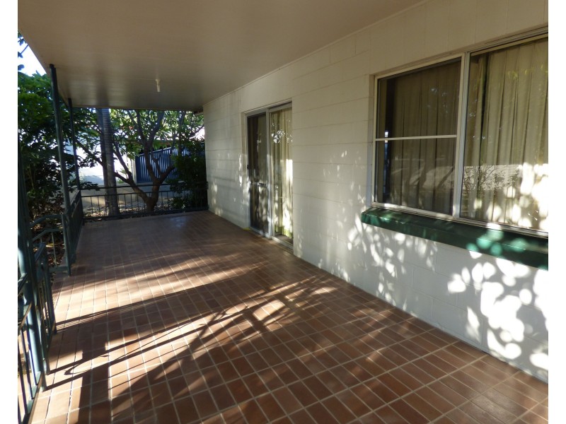 160 St Georges Terrace, St George QLD 4487