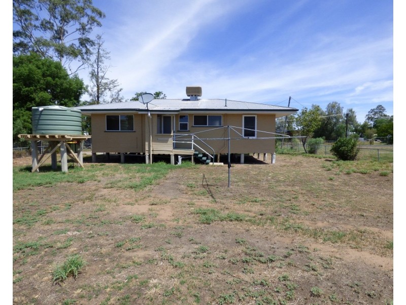 18 Lignum Avenue, Dirranbandi QLD 4486