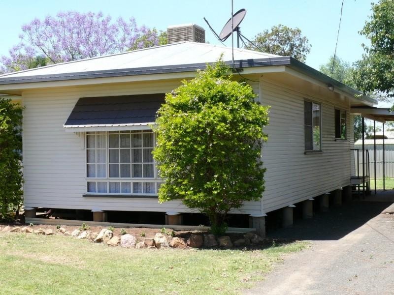 162 Alfred Street, St George QLD 4487