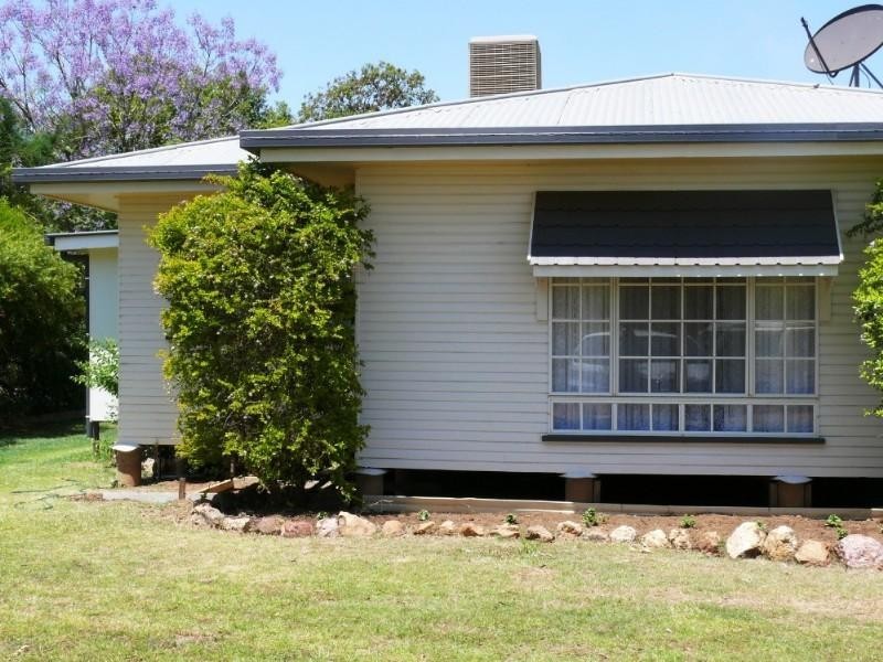 162 Alfred Street, St George QLD 4487