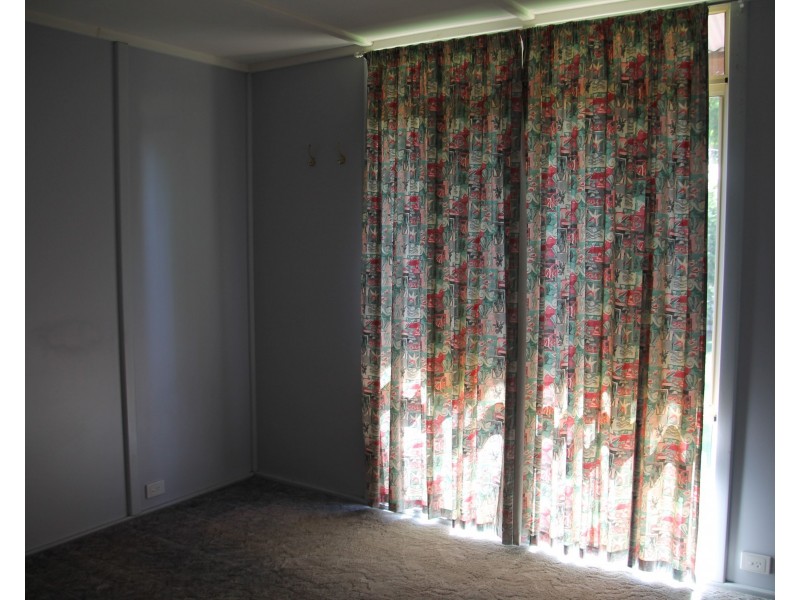 9 Carnation Avenue, St George QLD 4487