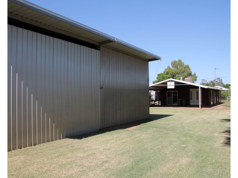 9 Carnation Avenue, St George QLD 4487