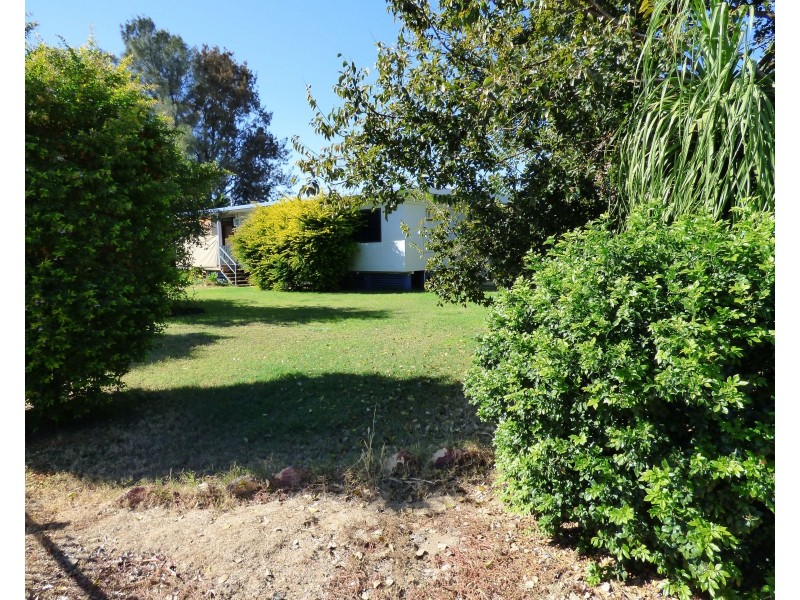 6-8 Logan Lane, St George QLD 4487