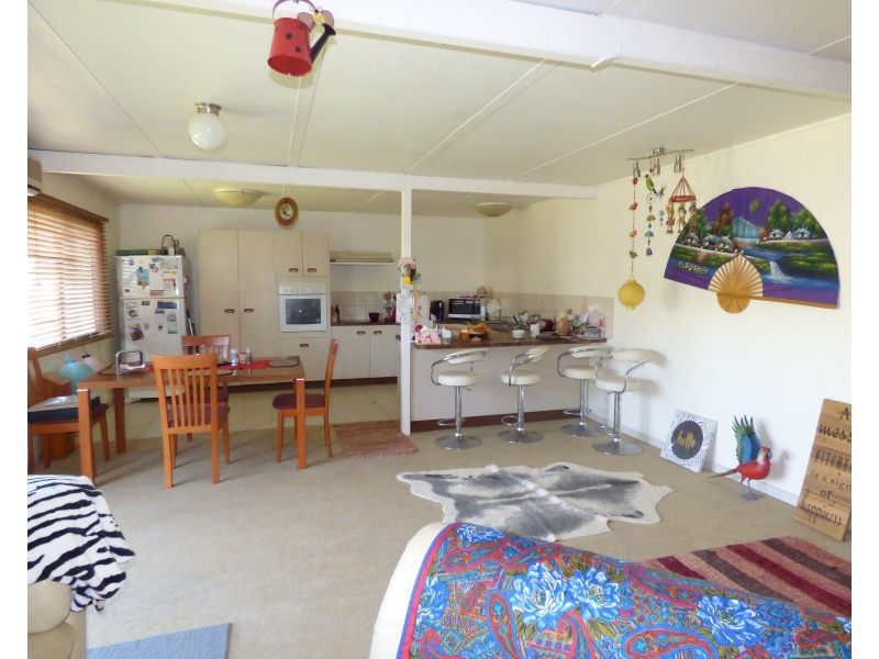 6-8 Logan Lane, St George QLD 4487