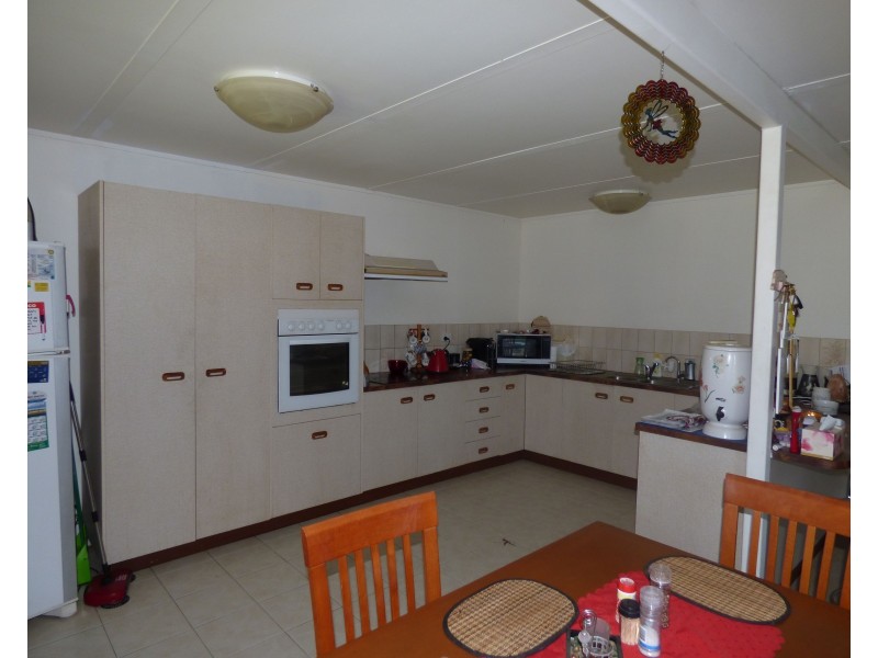 6-8 Logan Lane, St George QLD 4487