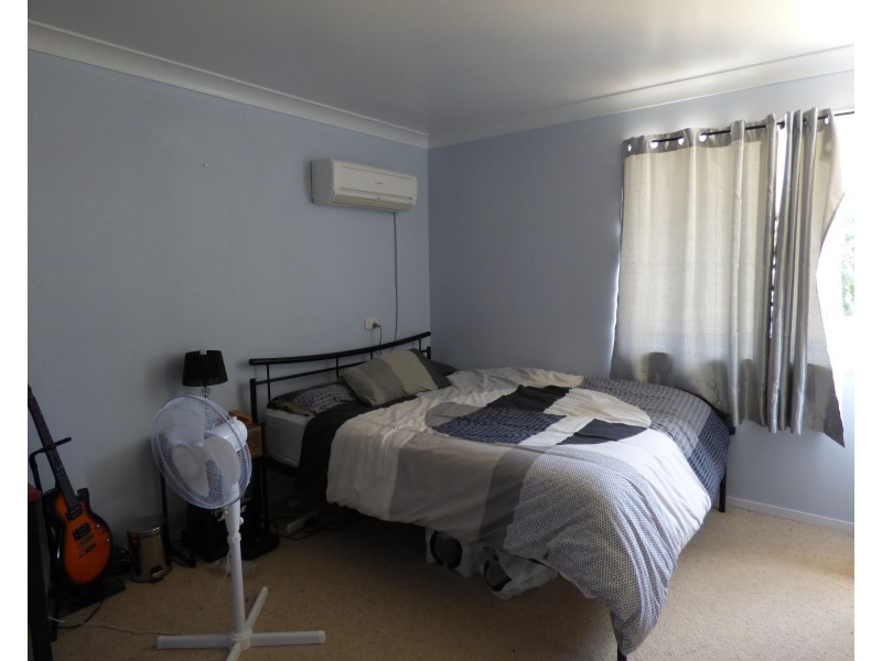 75 Church Street, St George QLD 4487