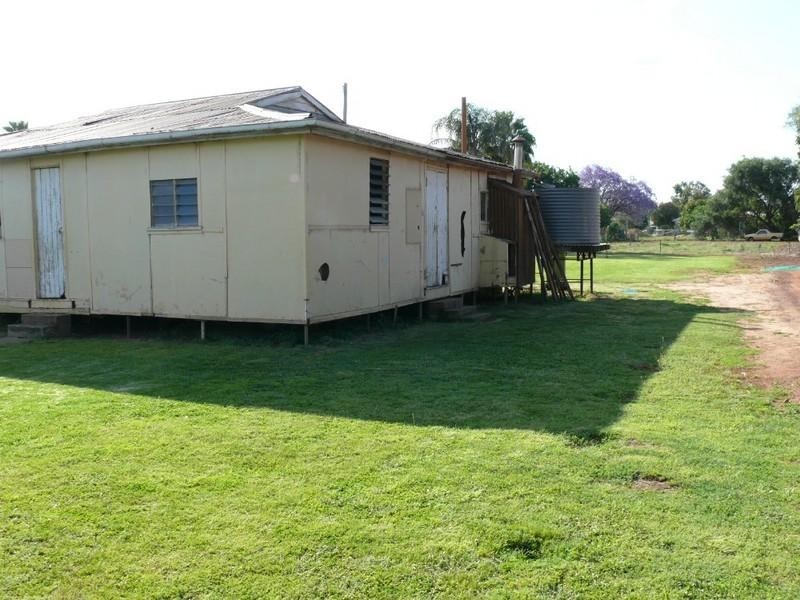 27 Alfred Street, St George QLD 4487