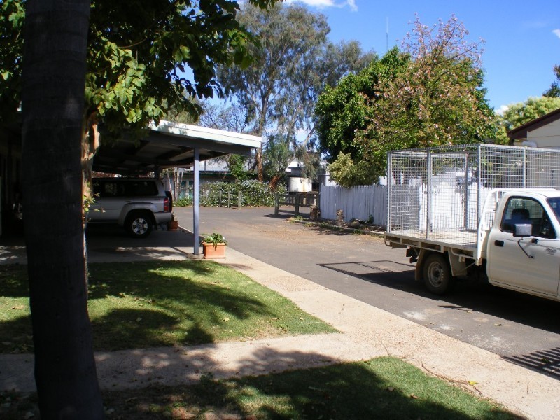 DIRRANBANDI PUB Railway Street, Dirranbandi QLD 4486