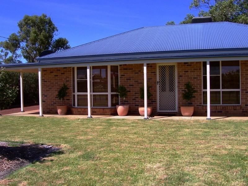 21 Taylor Street, St George QLD 4487