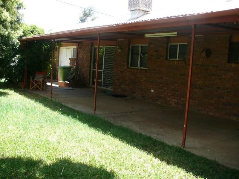 136 Victoria Street, St George QLD 4487