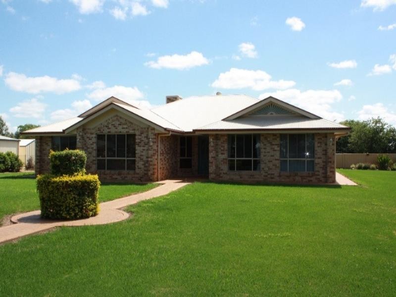 21-23 Turvey Court, St George QLD 4487