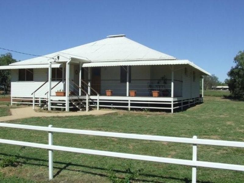 289-291 Alfred Street, St George QLD 4487