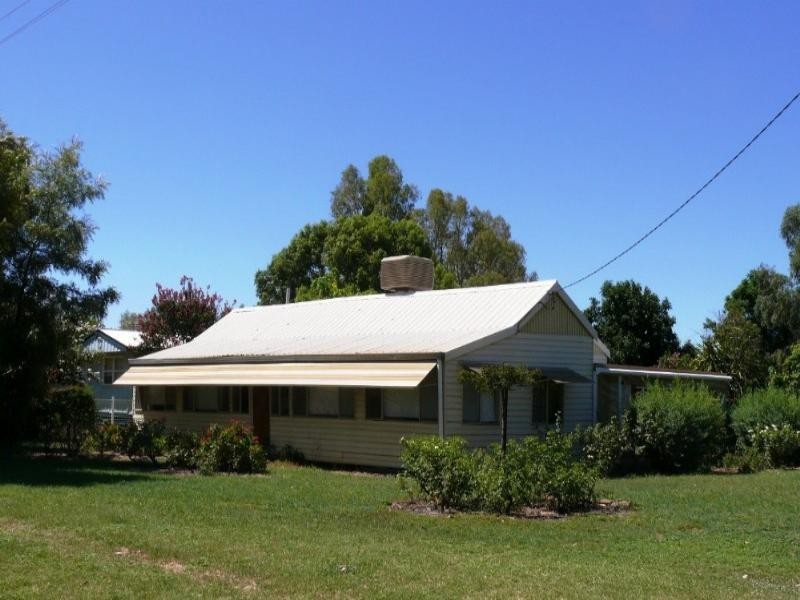 49 Barlee Street, St George QLD 4487