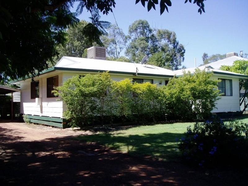 7 Hutt Street, St George QLD 4487