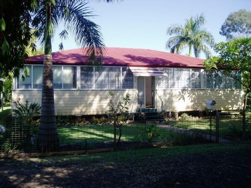 34 Barlee Street, St George QLD 4487