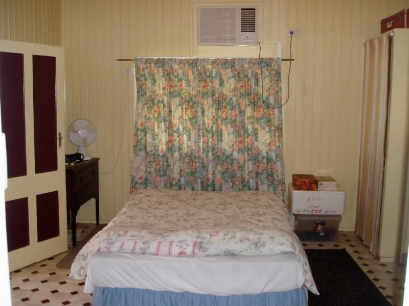 14 Mary Street, Bollon QLD 4488