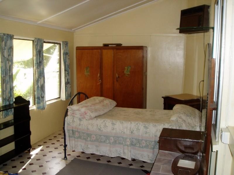14 Mary Street, Bollon QLD 4488