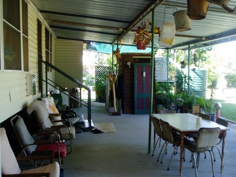 14 Mary Street, Bollon QLD 4488