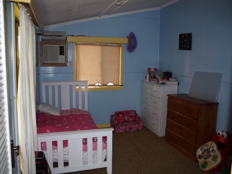 16 Murchinson Street, St George QLD 4487