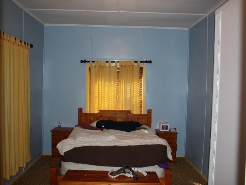 16 Murchinson Street, St George QLD 4487