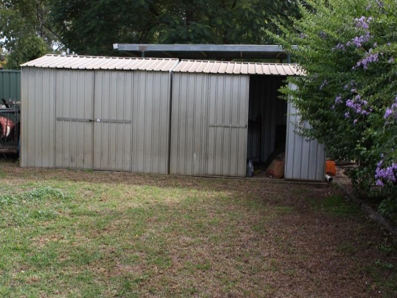 16 Murchinson Street, St George QLD 4487